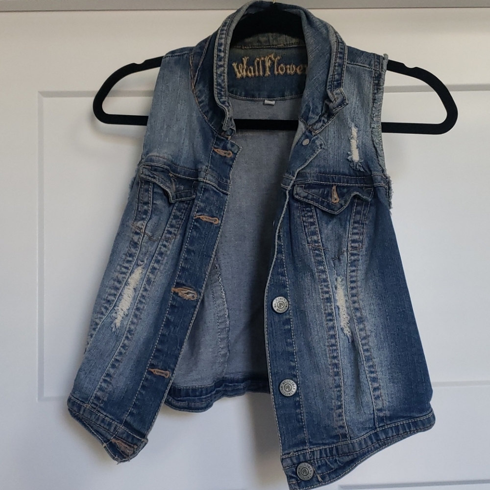 L- Jean Vest